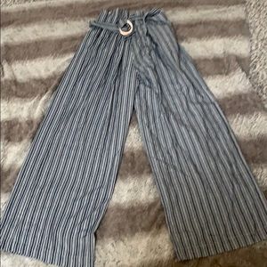 Cute trendy stripped wide leg pants